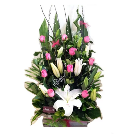 10 roses and oriental lilies - All rose colours available